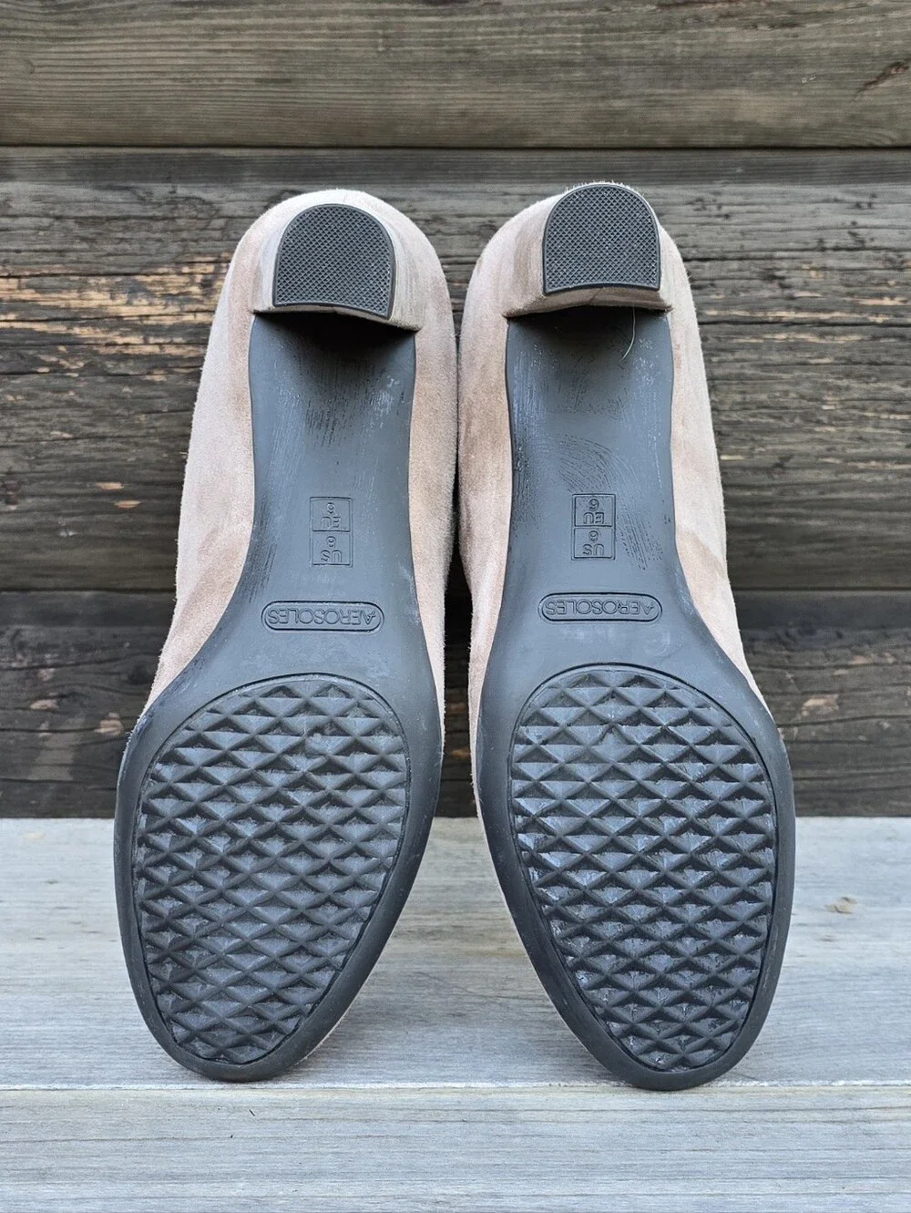 AEROSOLES heelrest new